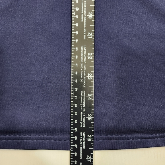 Under Armour Navy Blue Pullover - Picture 9 of 9